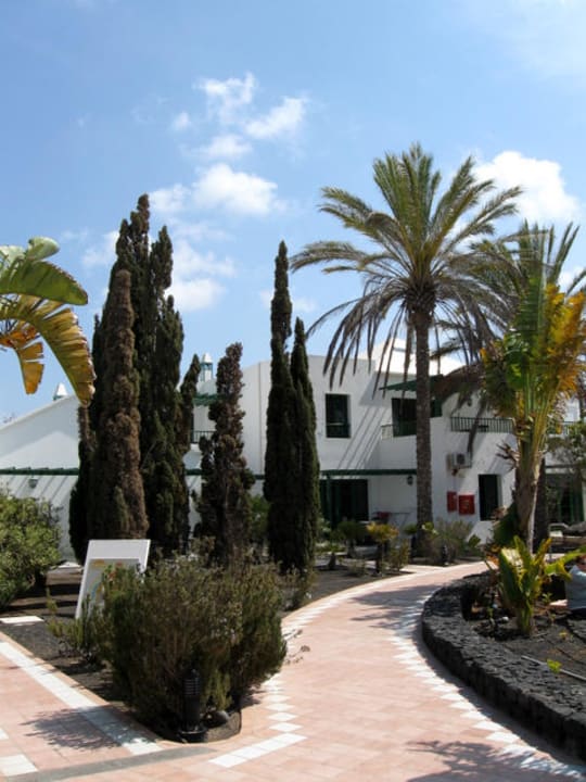 Widok na domki, ogród, basen Caybeach Sun