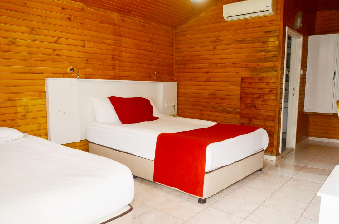Zimmer Side Altinkum Hotel