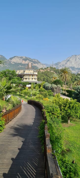 Gartenanlage Crystal Prestige Elite