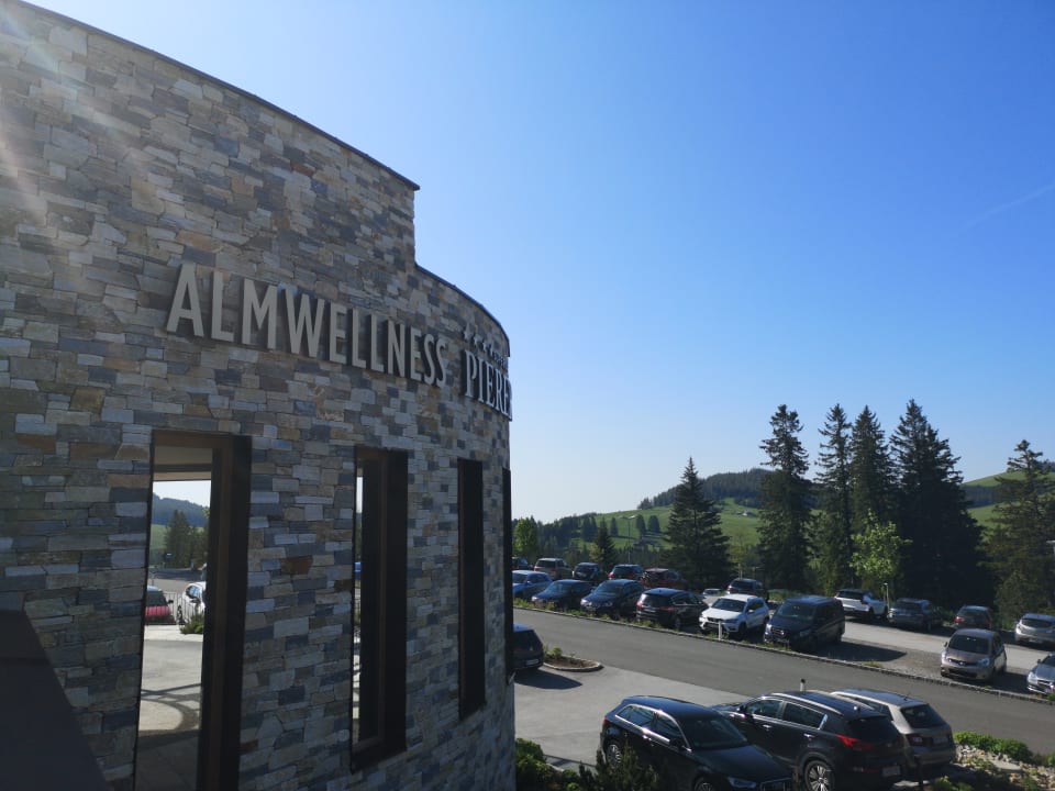 Ausblick Almwellness Hotel Pierer