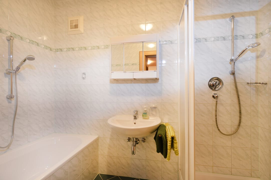 Badezimmer Ferienwohnungen Schusterhof
