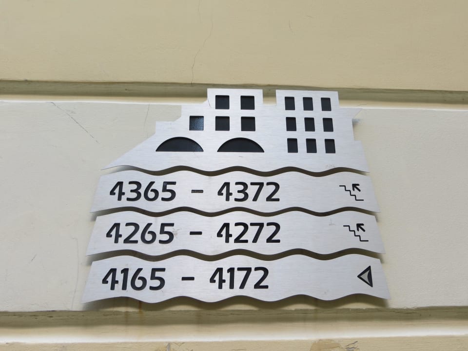 Orientierungsschilder zu den Zimmern Limak Limra Hotel & Resort