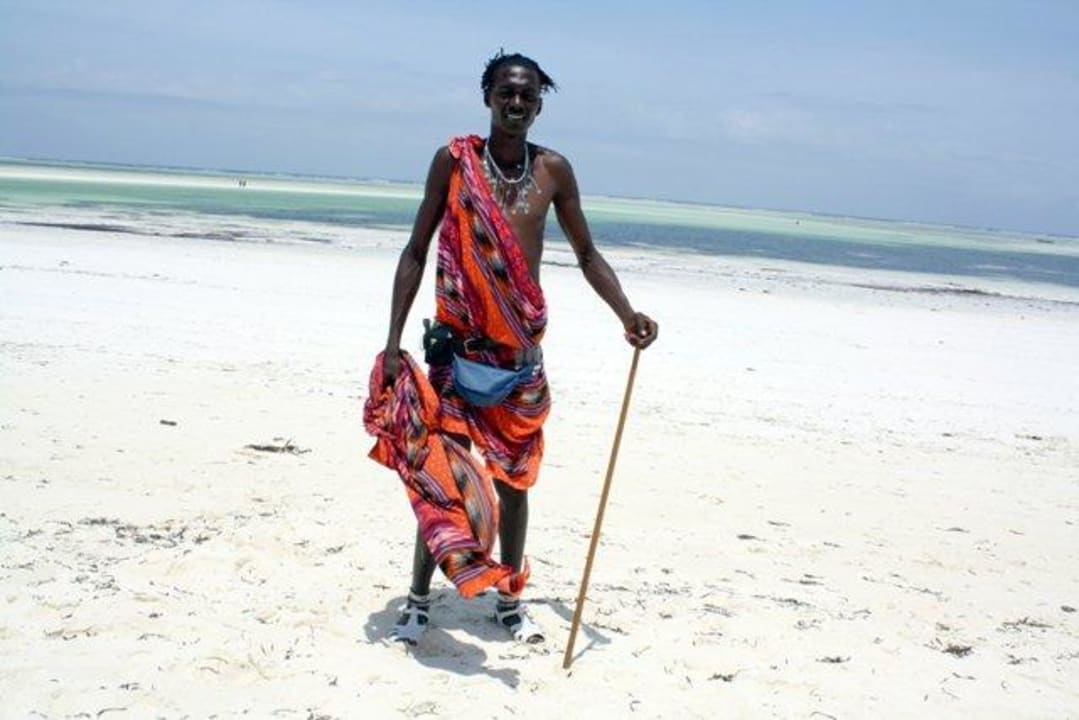 Massai - Feierabend, Aldi, Edeka u.s.w. Neptune Pwani Beach Resort & Spa