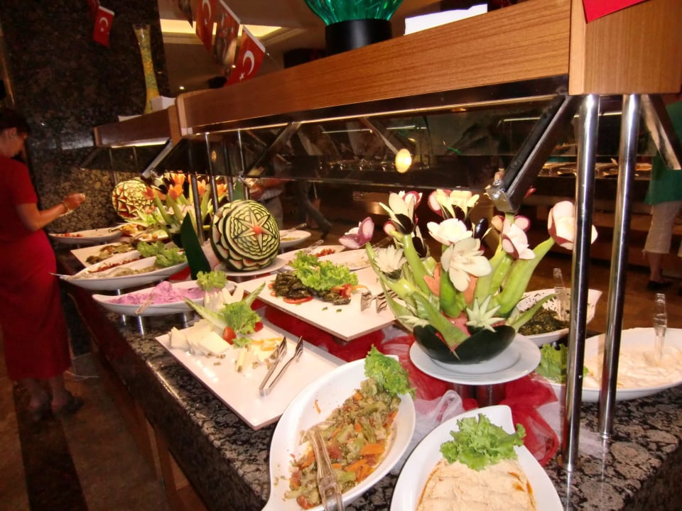 Vielfältiges Büffet Side Mare Resort & Spa