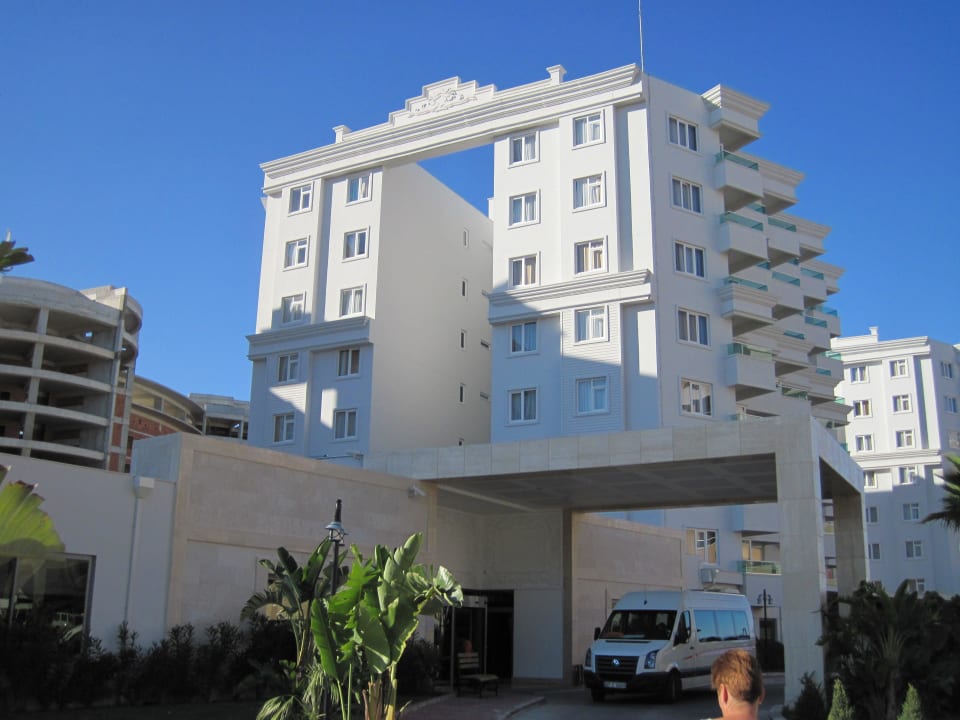 Eingang vom Lara Family Club Wyndham Garden Lara