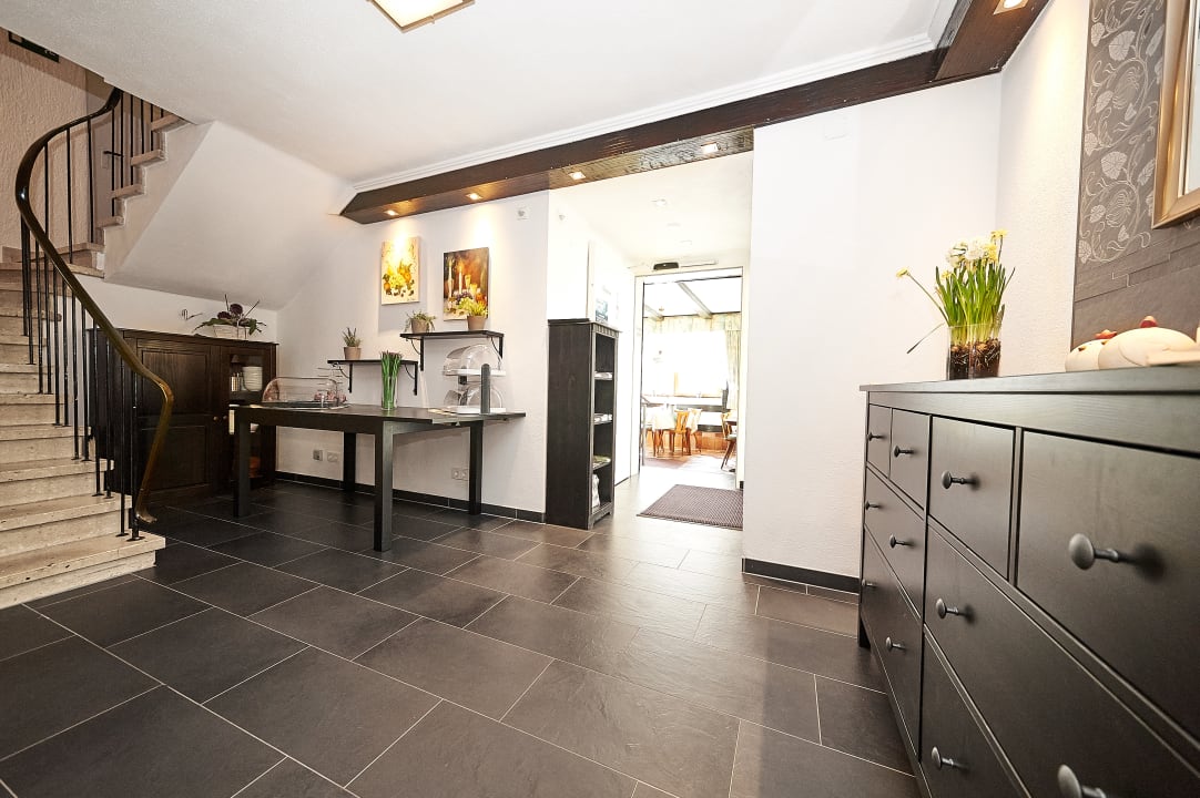 Sonstiges Hotel Alt Cues