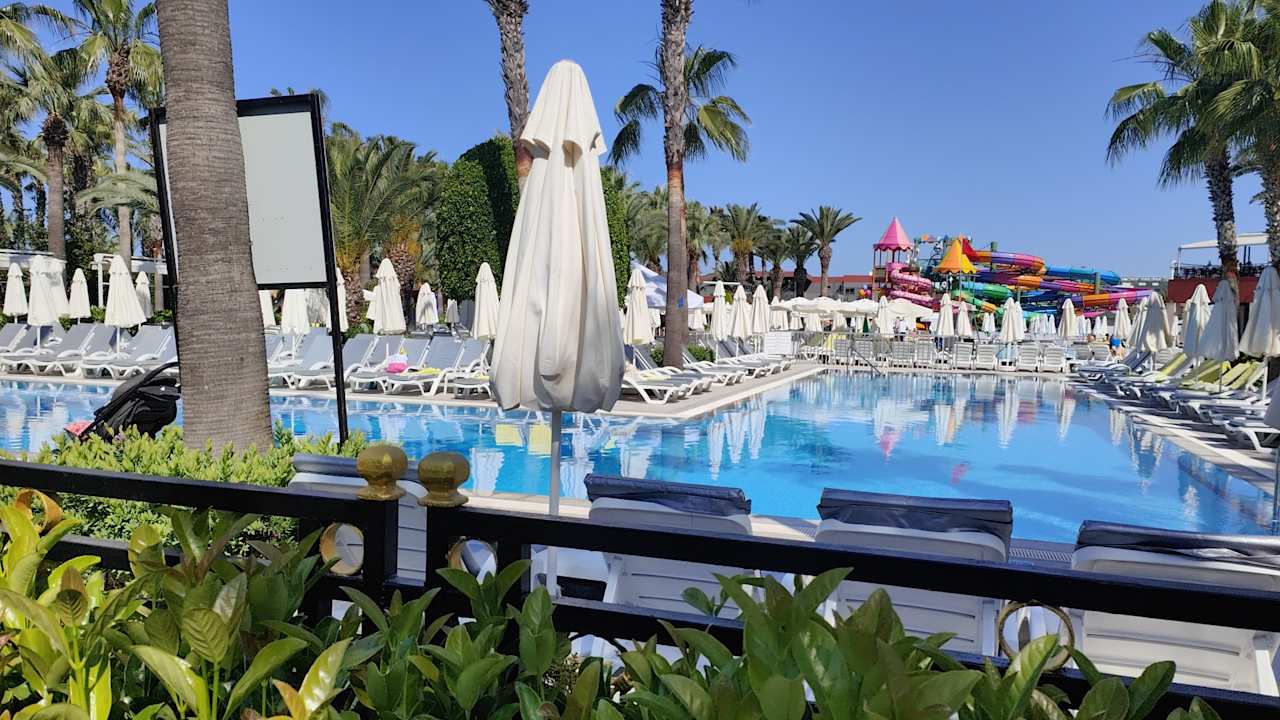 Außenansicht Delphin Deluxe Resort