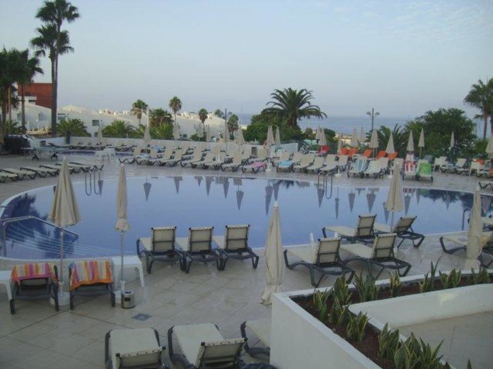 Herzförmiger Pool im unteren Bereich Hovima Costa Adeje - For Cool Adults