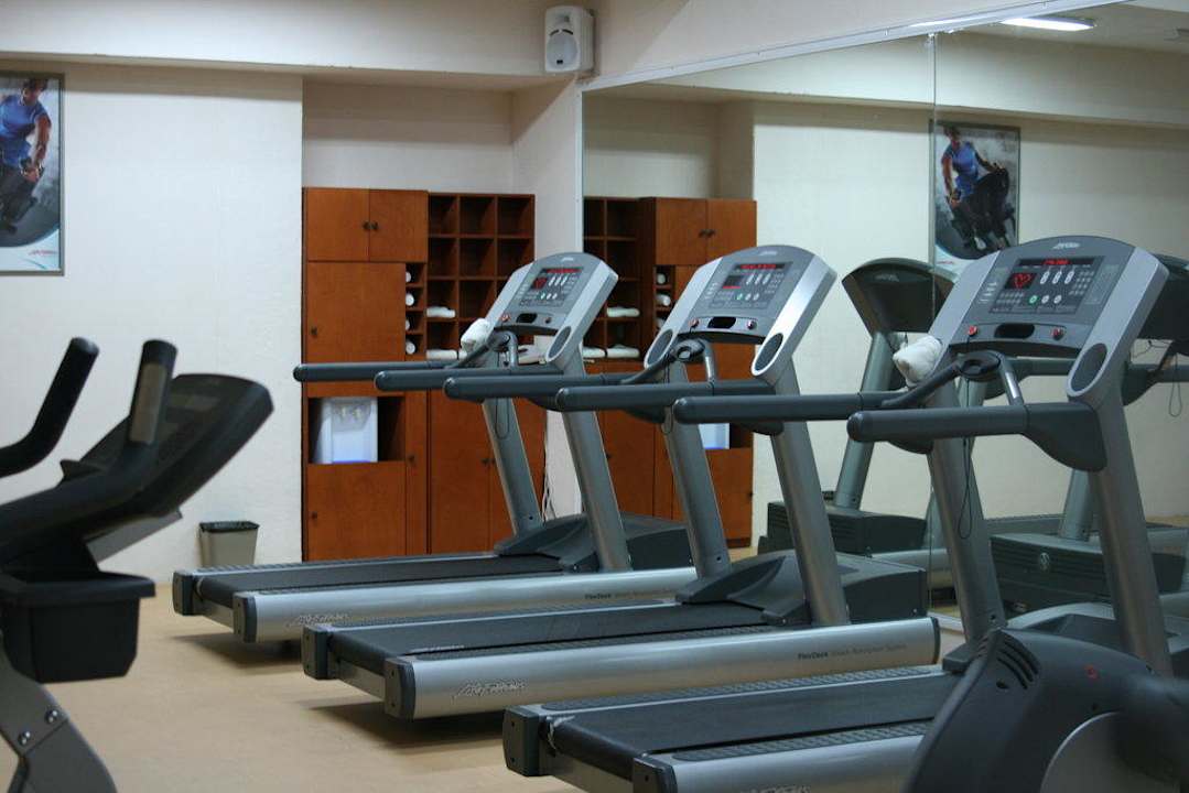 Gym-Bereich im Hotel El Castellano Gamma by Fiesta Inn Mérida El Castellano