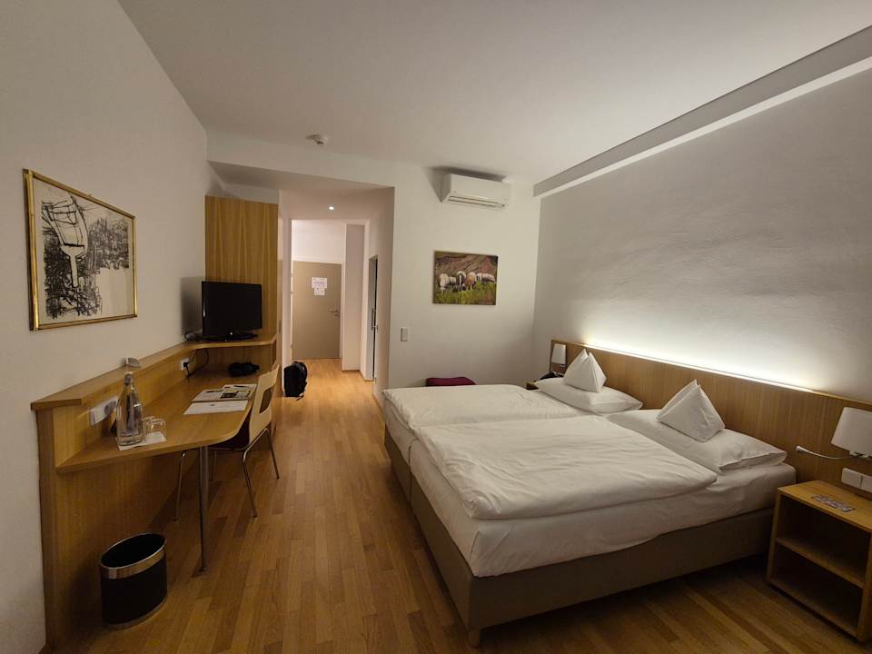 Zimmer At the Park Hotel