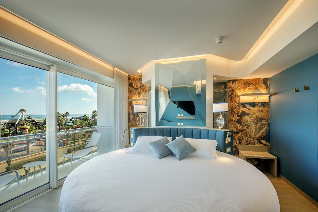 Zimmer Ambasciatori Suite Hotel