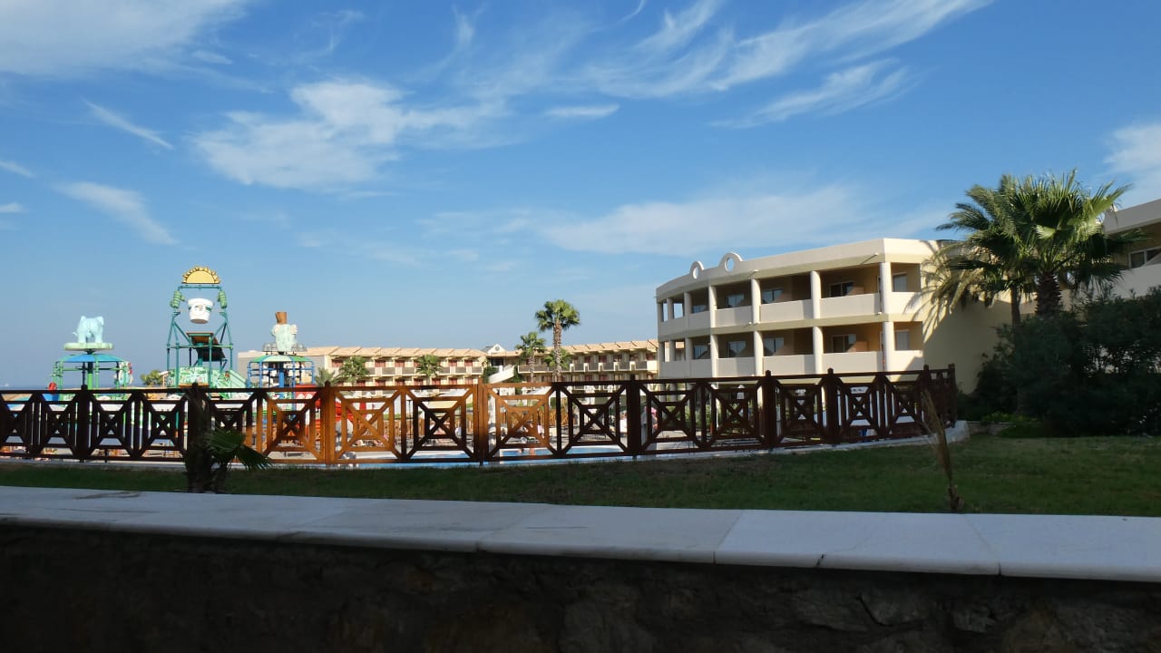 Außenansicht Hotel Kalithea Horizon Royal