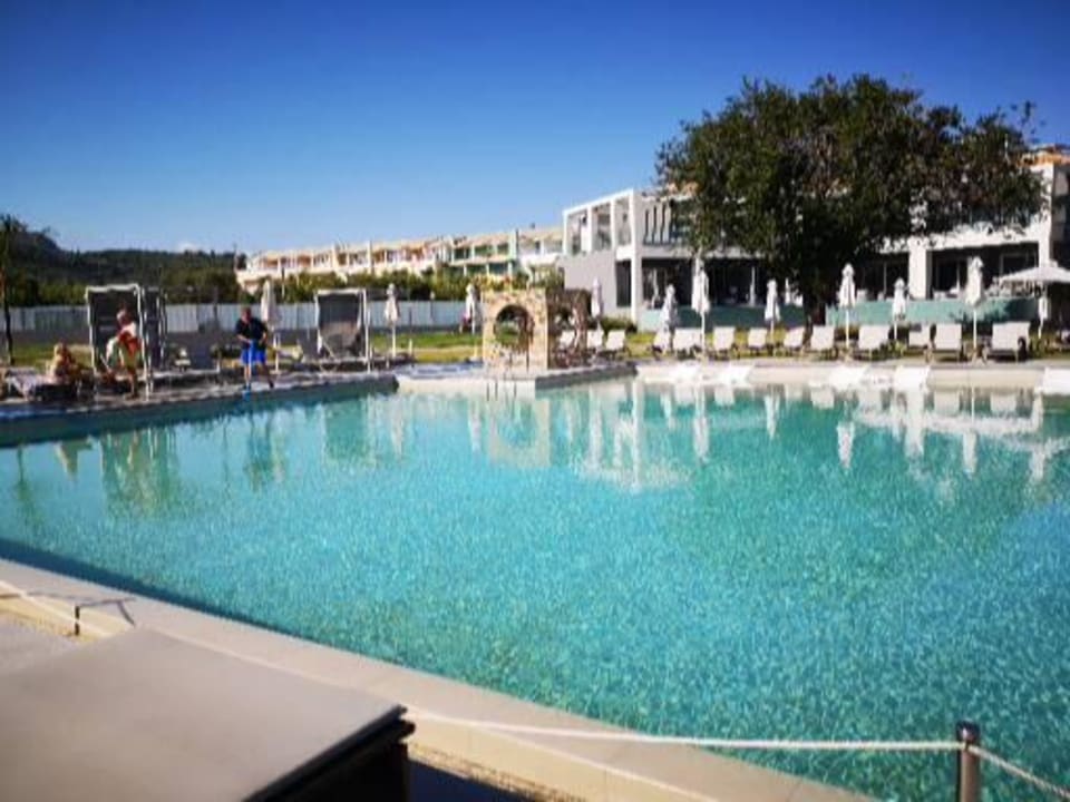 Pool Acharavi Beach Hotel