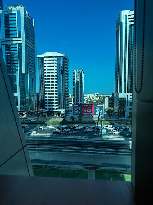 Ausblick Rose Rayhaan by Rotana