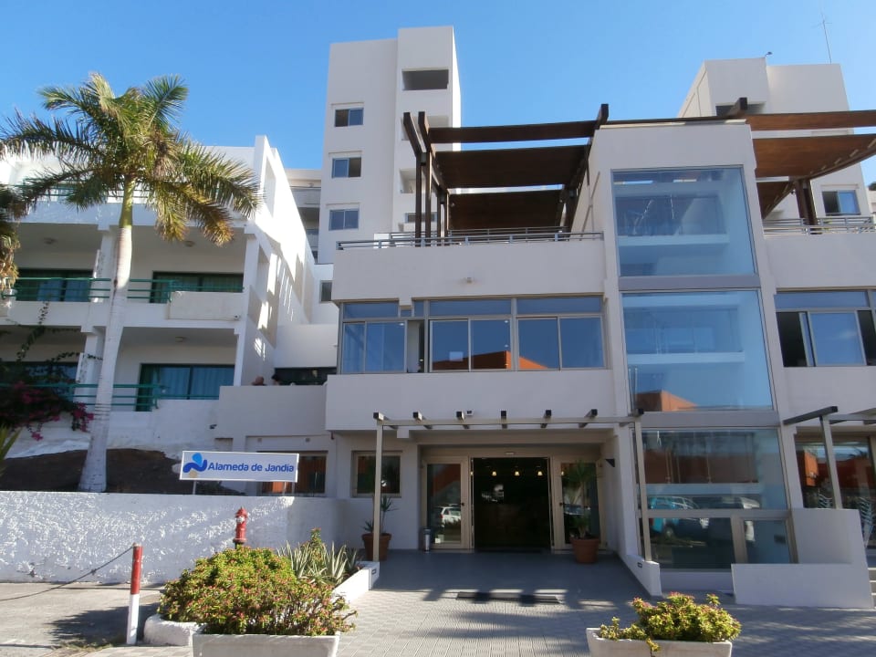 Oktober 2012 (Neuer Eingangsbereich) Servatur Alameda de Jandía