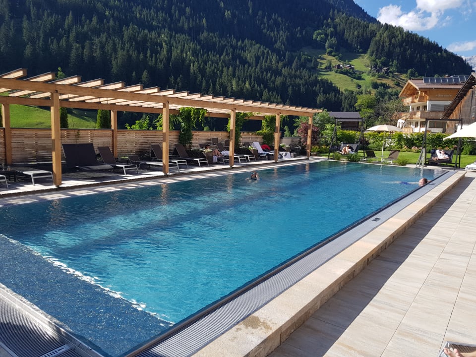 Pool Hotel Weisses Lamm