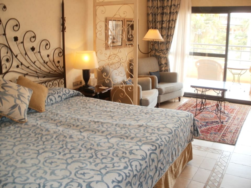 Sypialnia Secrets Bahia Real Resort & SPA