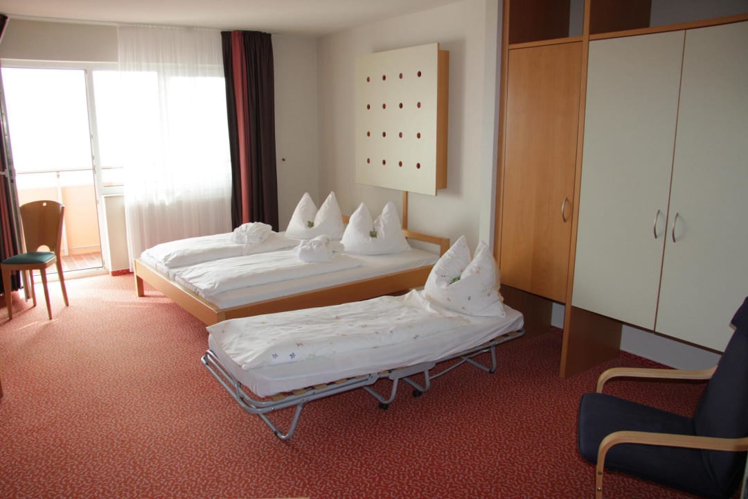 Komfort Doppelzimmer mit Zusatzbett SAVOY Hotel Bad Mergentheim