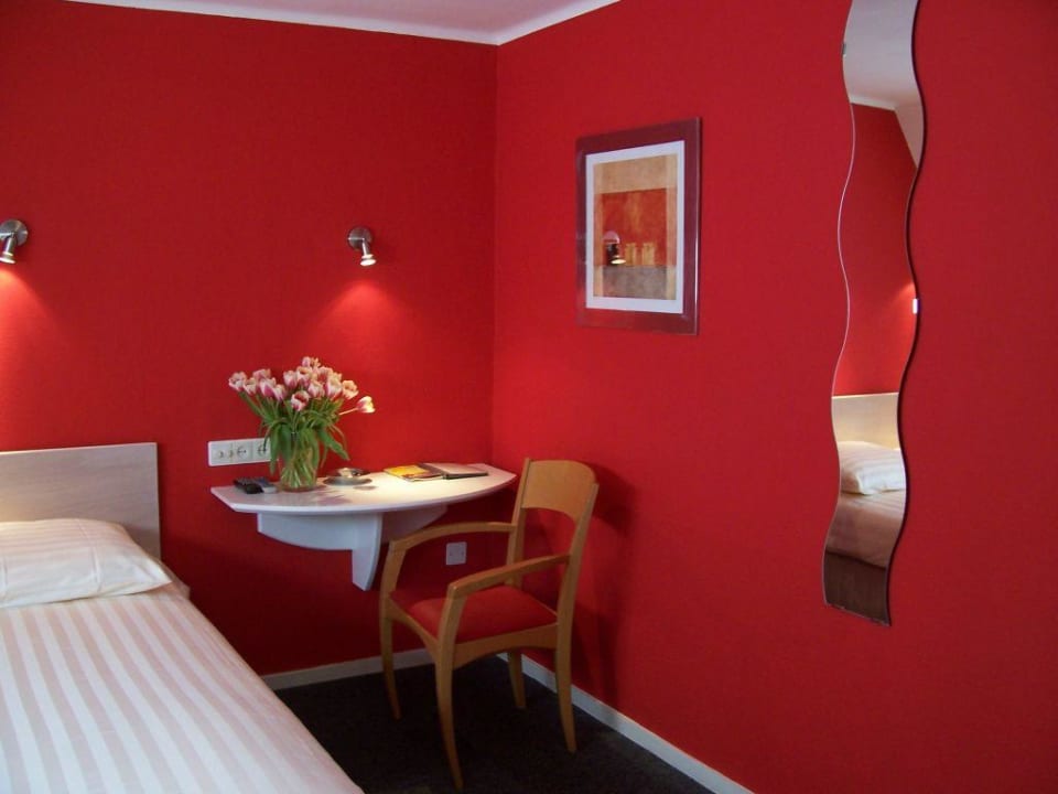 Kamer Quentin Golden Bear Hotel