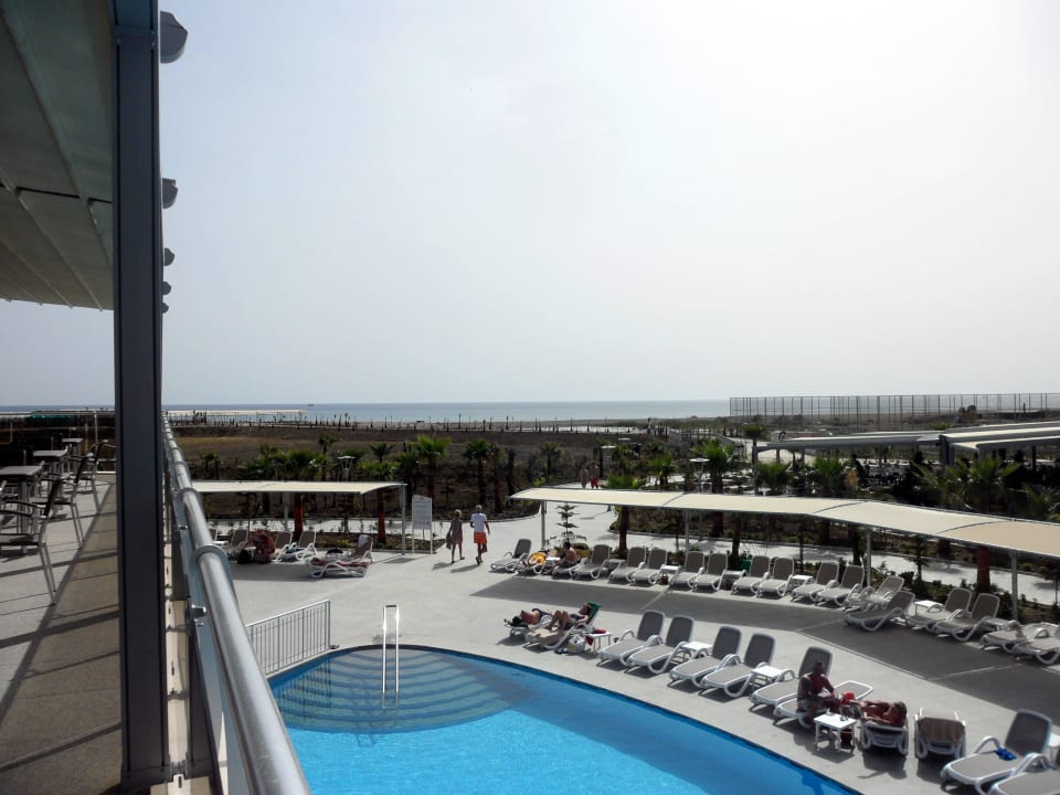 Strandweg Sunmelia Beach Resort