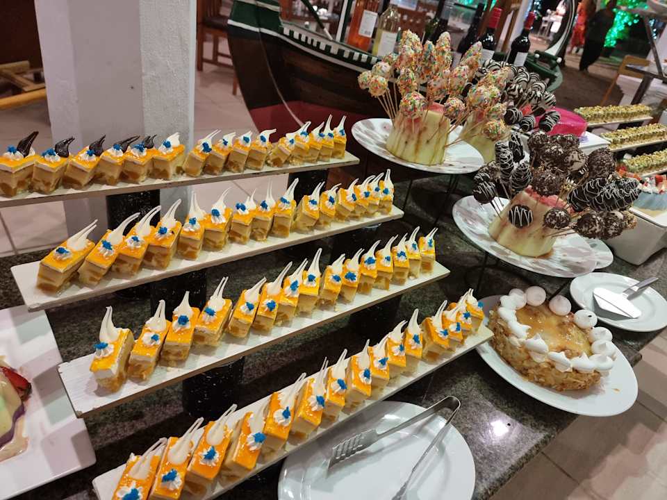 Gastro Embudu Village