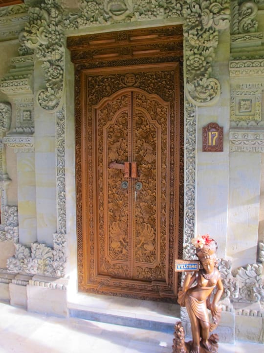 Eingang zu unserer Villa Hotel Matahari Beach Resort & Spa