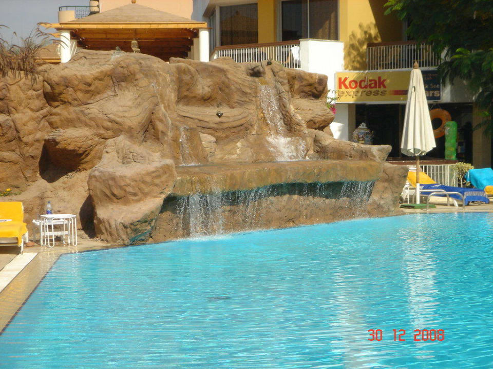 Waterfalls Pyramisa Hotel Luxor