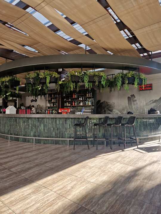 Gastro Hotel Royal Garden Beach
