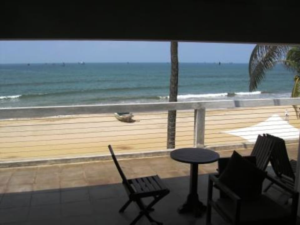 Blick zum Meer  Hotel Jetwing Sea