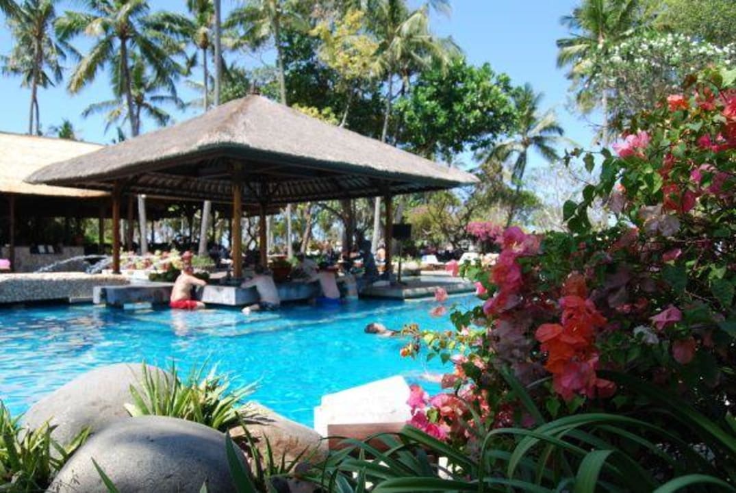 Die Poolbar Hyatt Regency Bali