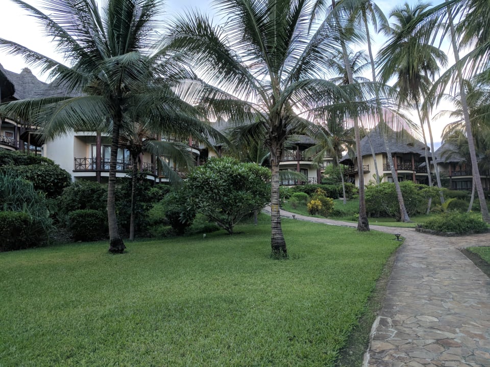 Gartenanlage Ocean Paradise Resort & Spa