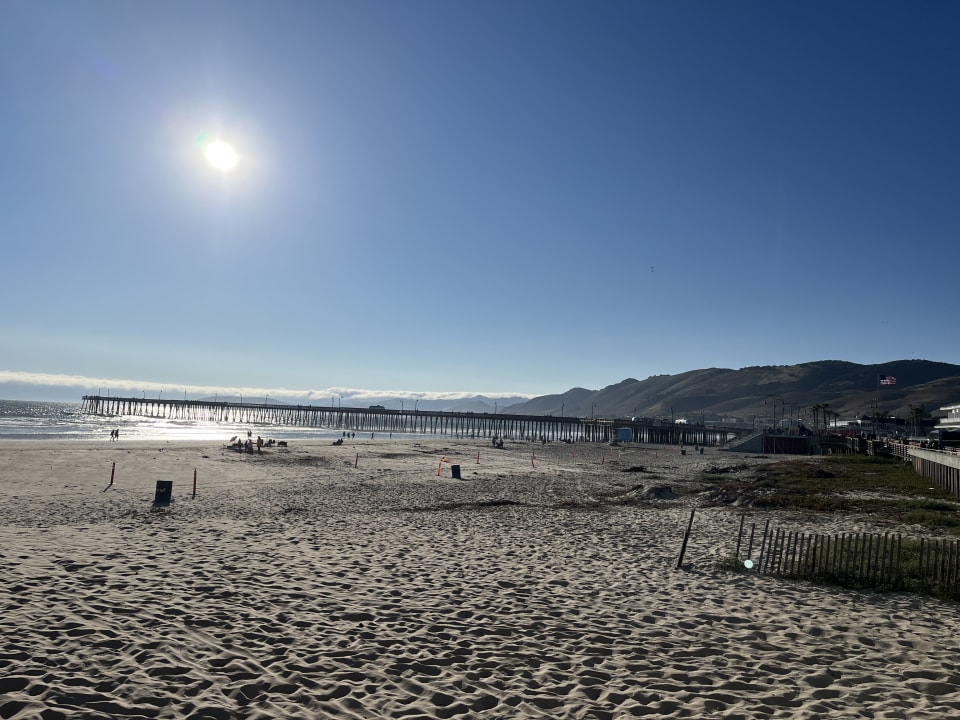 Strand Sandcastle Hotel on the Beach