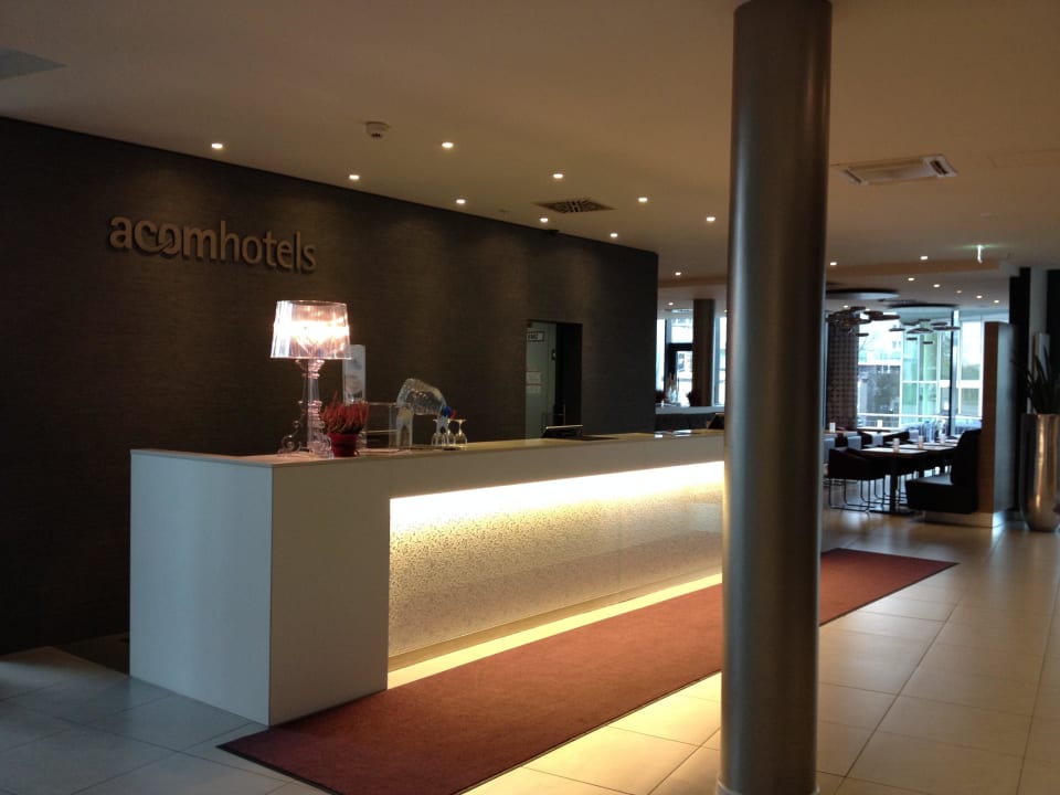 Eingangsbereich Premier Inn Nürnberg City Nordost