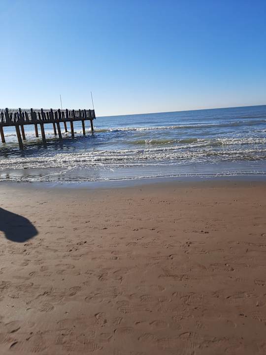 Strand Villa Side Residence