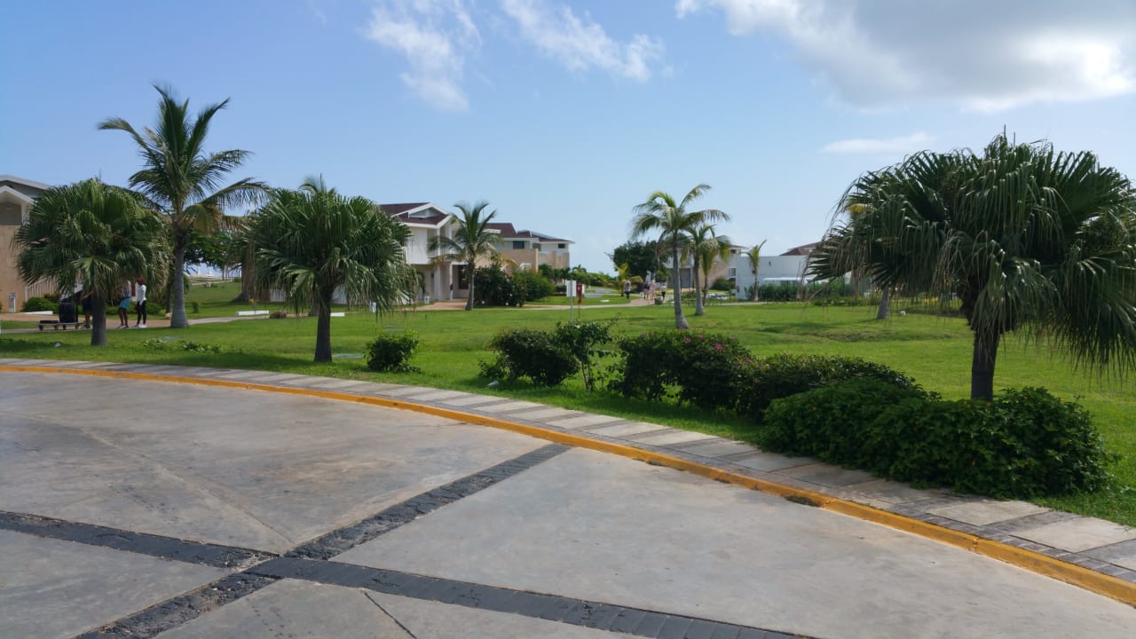 Gartenanlage Playa Vista Azul