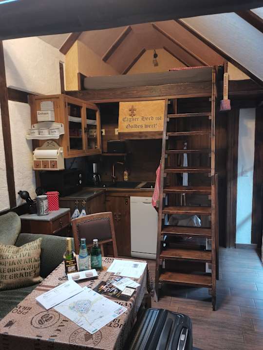 Zimmer Apartment Altes Hinterhäusel