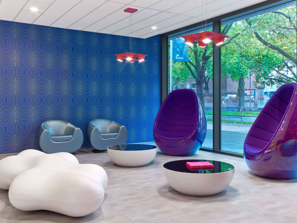 Prizeotel Hannover-City Lobby Egg Chairs Prize by Radisson, Hannover City