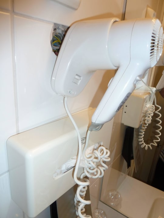 Hier föhnte sich wohl Herkules? Quality Hotel Grand Farris