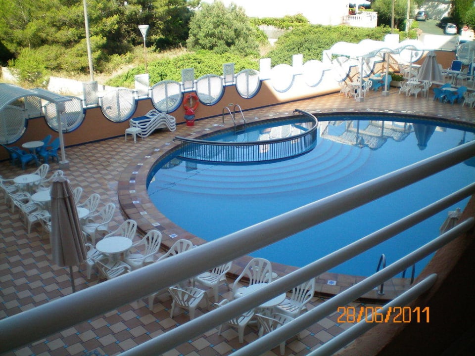 Pool von unserem Zimmer  Hotel & Apartments Vista Park