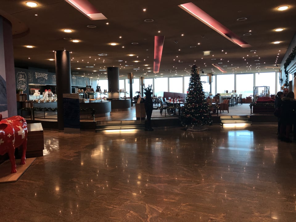 Lobby Hilton Zurich Airport