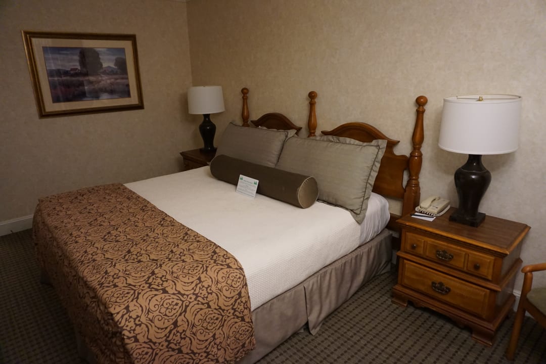 Zimmer Cow Hollow Motor Inn