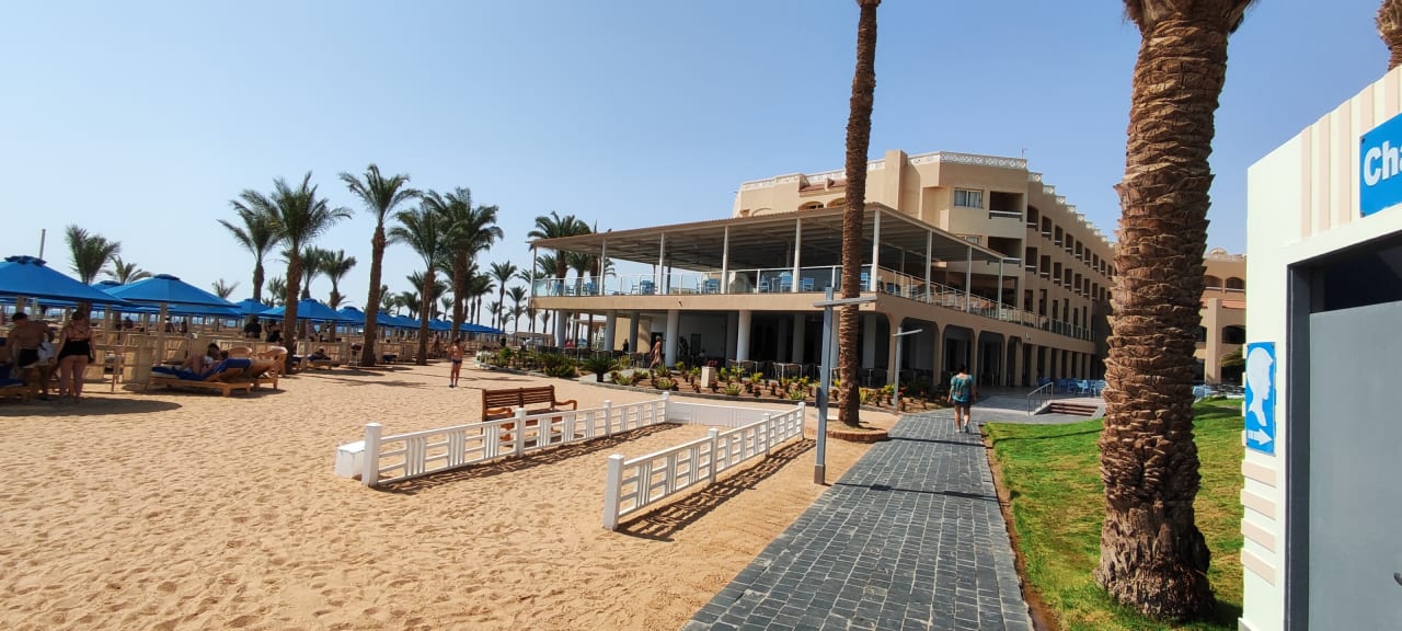 Außenansicht Beach Albatros Resort