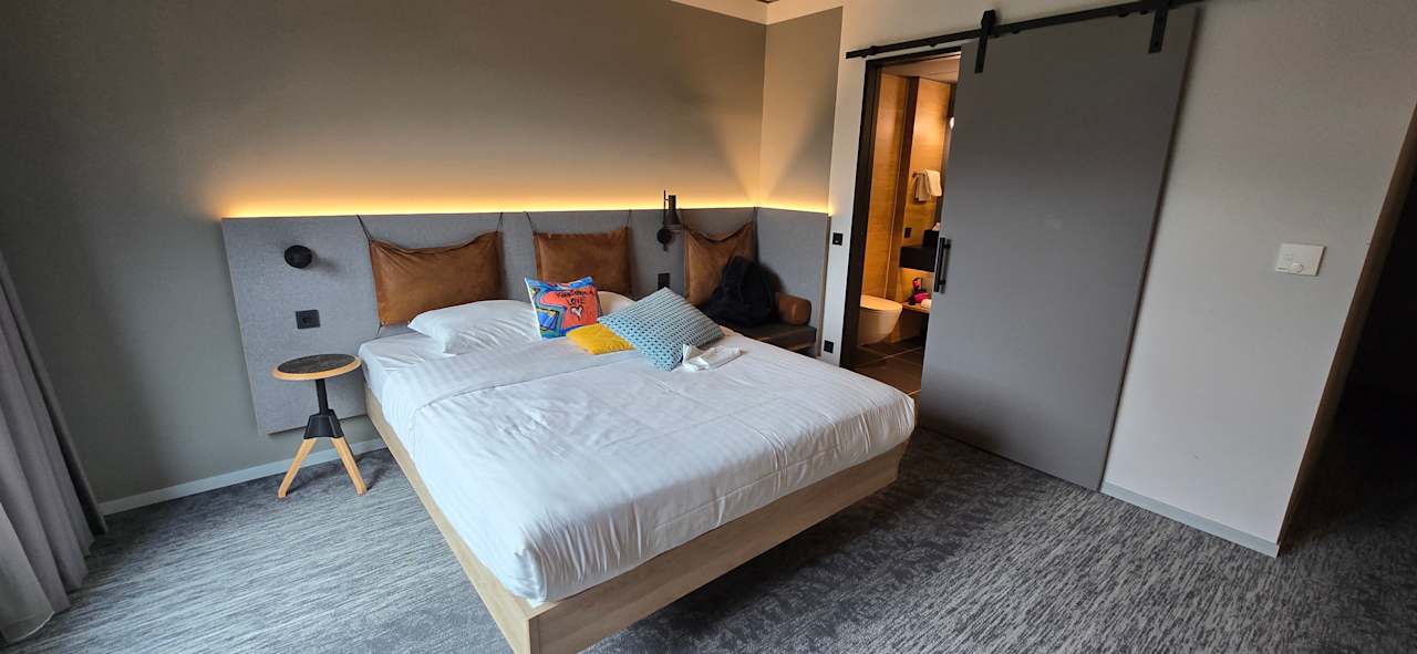 Zimmer Moxy Cologne Muelheim