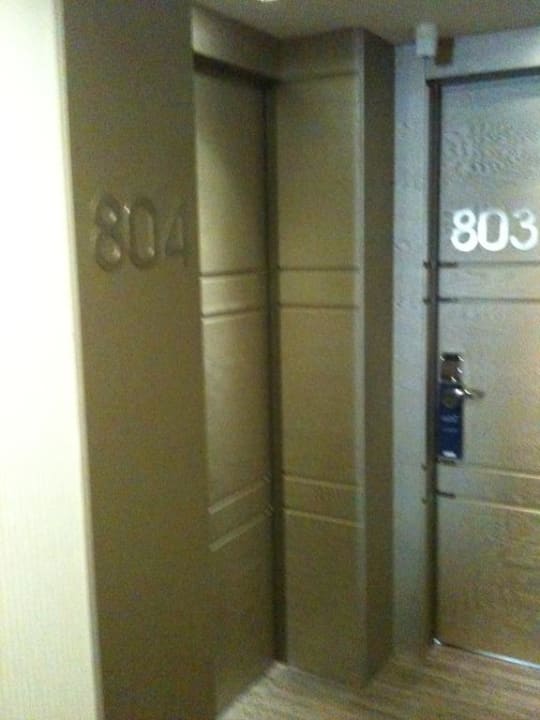 Zimmertür Hotel H10 London Waterloo