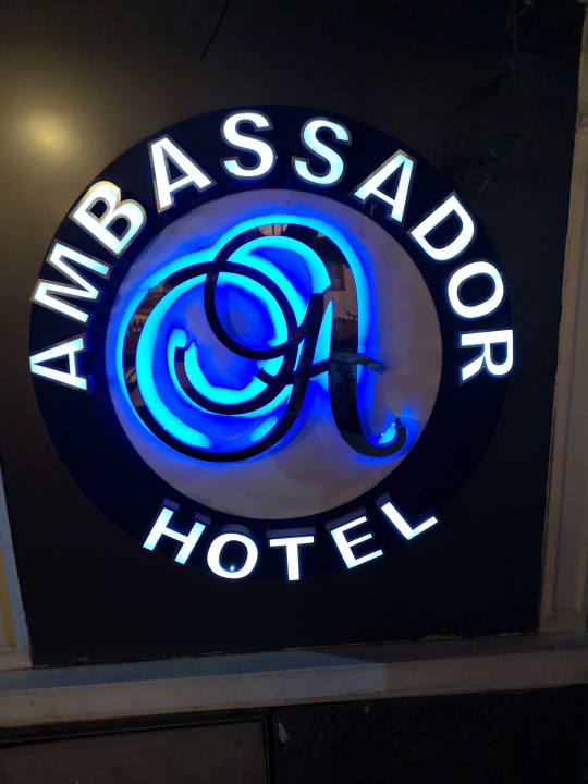 Sonstiges Ambassador Hotel
