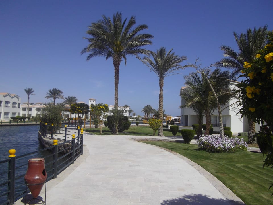 Die Anlage Pickalbatros Dana Beach Resort - Hurghada