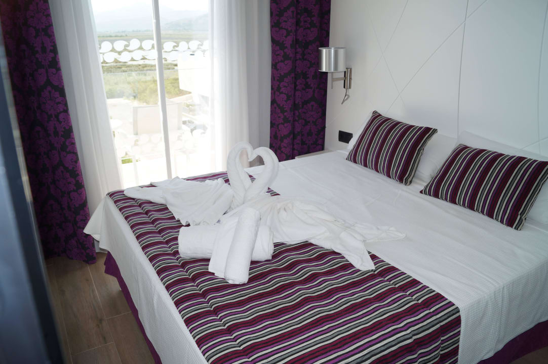 Schlafzimmer Mar Hotels Playa de Muro Suites