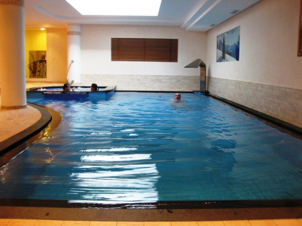 Hallenbad mit Wirlpool Hotel Teresa