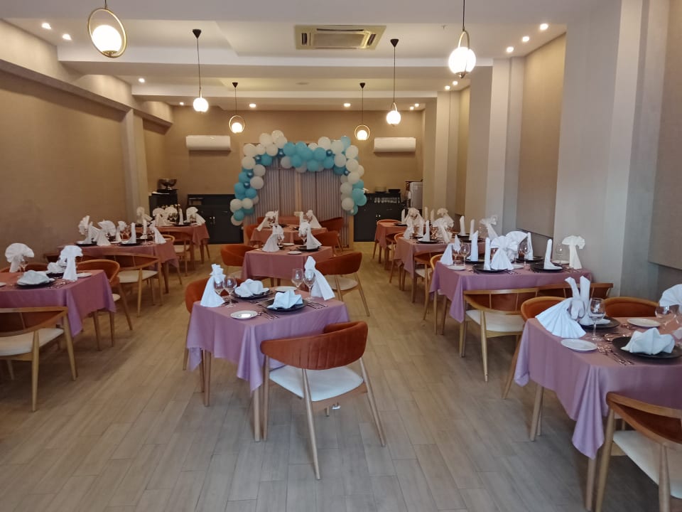 Gastro Side Story Resort & Spa