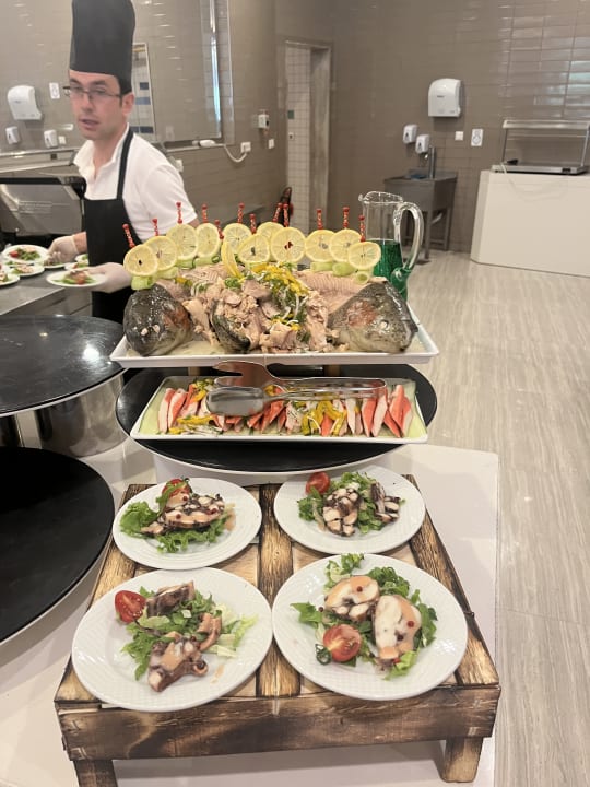 Gastro The Sense Deluxe Hotel